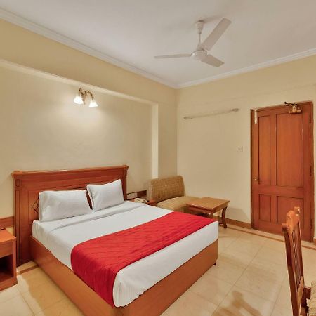 Oyo 10534 Hotel Kanishka Bengaluru Zewnętrze zdjęcie