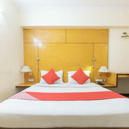 Oyo 10534 Hotel Kanishka Bengaluru Zewnętrze zdjęcie