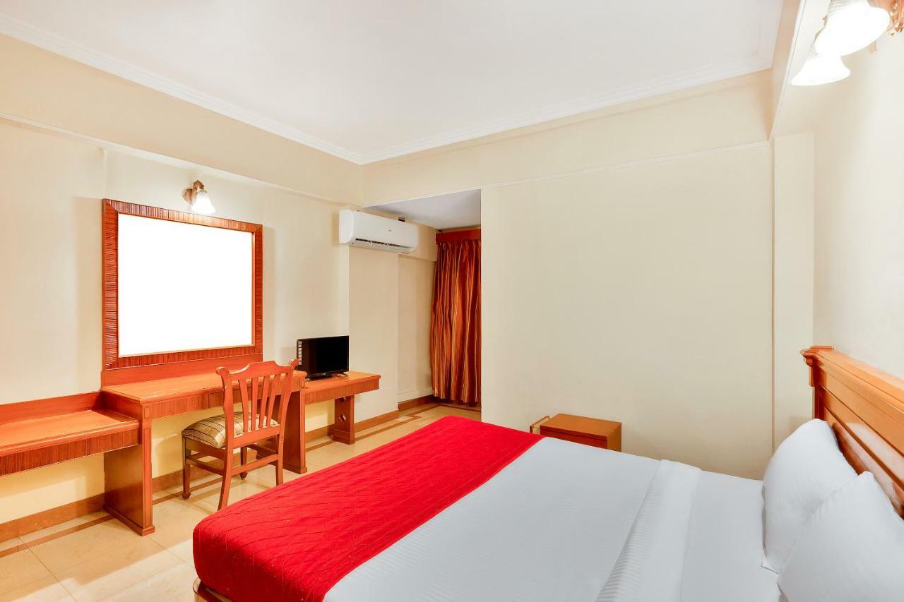 Oyo 10534 Hotel Kanishka Bengaluru Zewnętrze zdjęcie