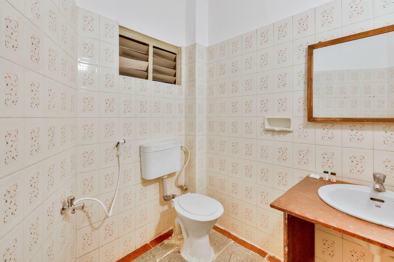 Oyo 10534 Hotel Kanishka Bengaluru Zewnętrze zdjęcie