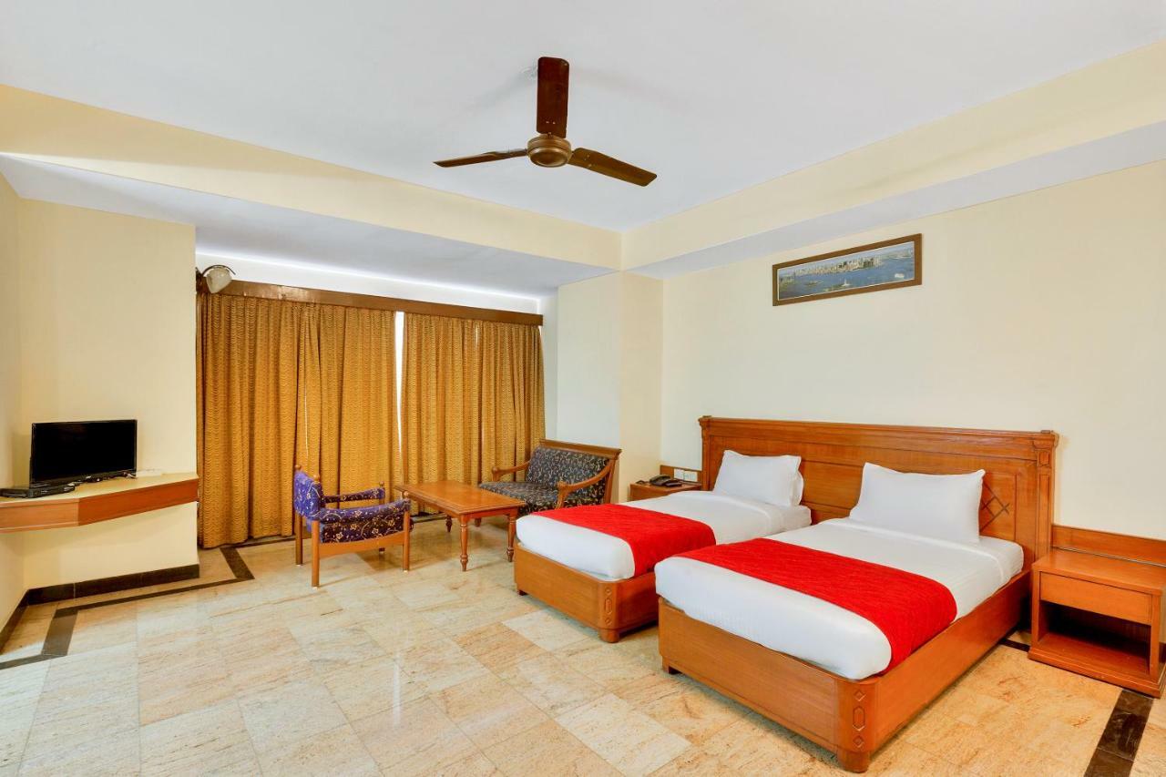 Oyo 10534 Hotel Kanishka Bengaluru Zewnętrze zdjęcie