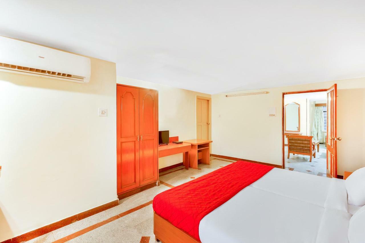 Oyo 10534 Hotel Kanishka Bengaluru Zewnętrze zdjęcie