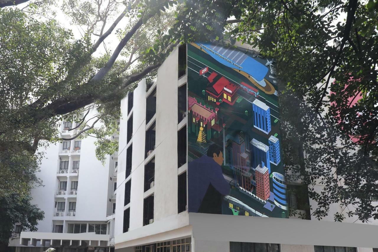 Oyo 10534 Hotel Kanishka Bengaluru Zewnętrze zdjęcie