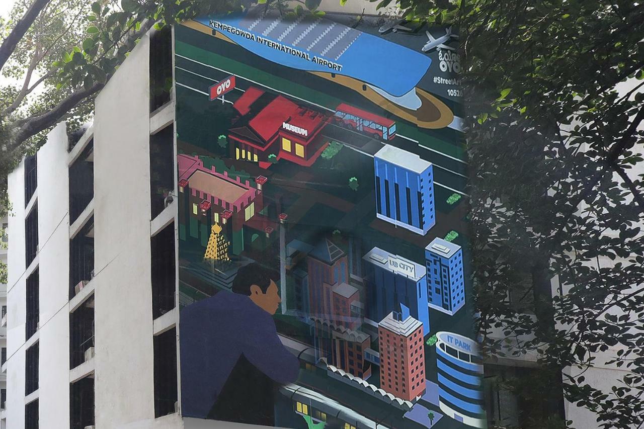 Oyo 10534 Hotel Kanishka Bengaluru Zewnętrze zdjęcie