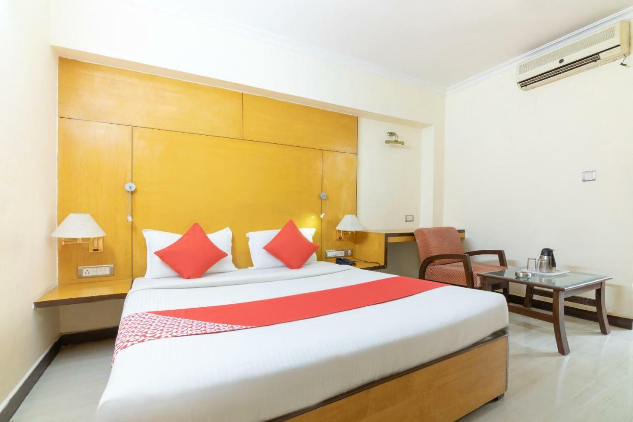 Oyo 10534 Hotel Kanishka Bengaluru Zewnętrze zdjęcie